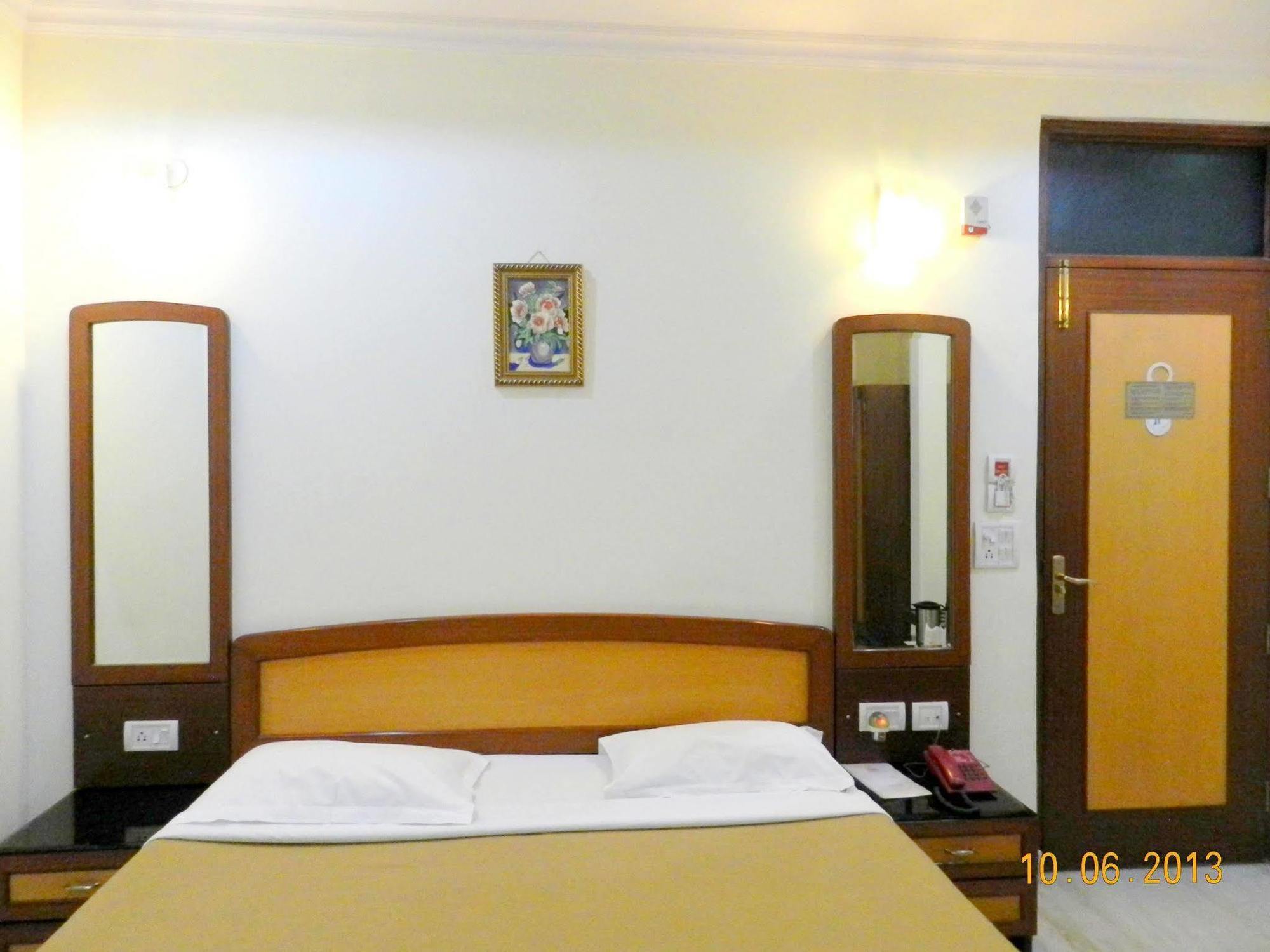 Hotel Tara Palace, Chandni Chowk New Delhi Bagian luar foto